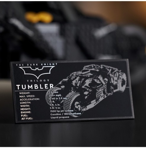 Конструктор LEGO DC Comics Super Heroes 76240 Бэтмобиль «Тумблер»