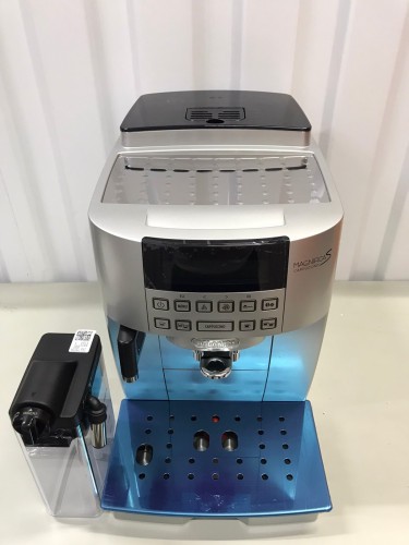 Кофемашина DeLonghi ECAM 22.360.S (Как новый)