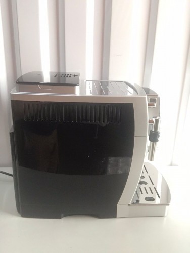 Кофемашина DeLonghi ECAM 23.120.SB (Как новый)