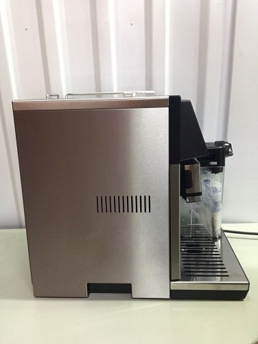 Кофемашина DeLonghi ESAM 460.80.MB (Как новый)