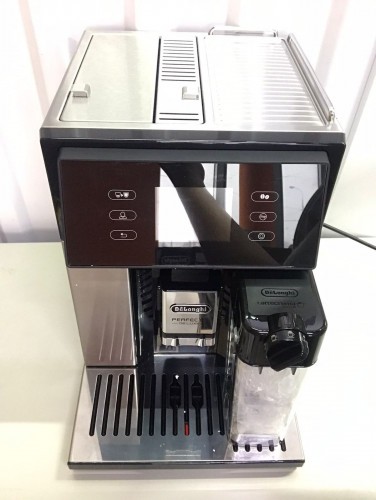 Кофемашина DeLonghi ESAM 460.80.MB (Как новый)