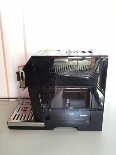 Кофемашина DeLonghi ECAM 46.860.B (Как новый)