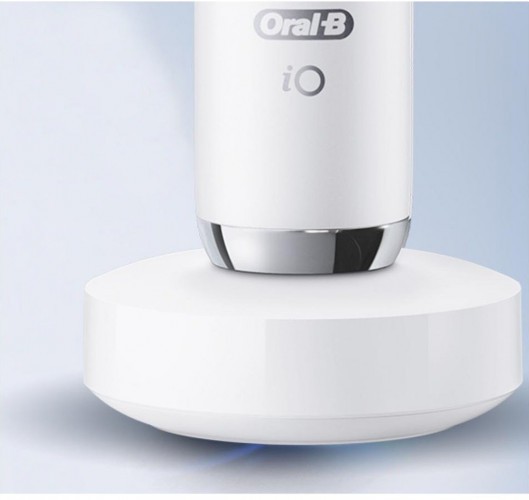 Электрическая зубная щетка Braun Oral-B iO 9 White Alabaster